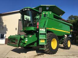 2005 JD 9560STS, 4WD Combine