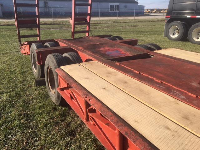 1958 Rogers 22 ft deck, 5 ft dove, low boy trailer, stand up ramps, out riggers