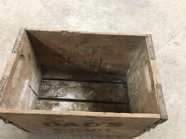 Dads Root Beer Crate, Quincy, IL