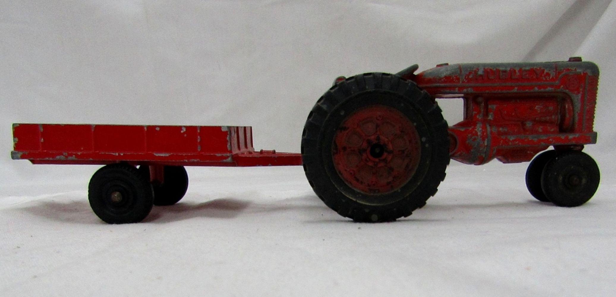 VINTAGE HUBLEY KIDDIE TOY FARM TRACTOR AND TRAILER