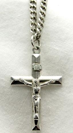 STERLING SILVER CRUCIFIX NECKLACE