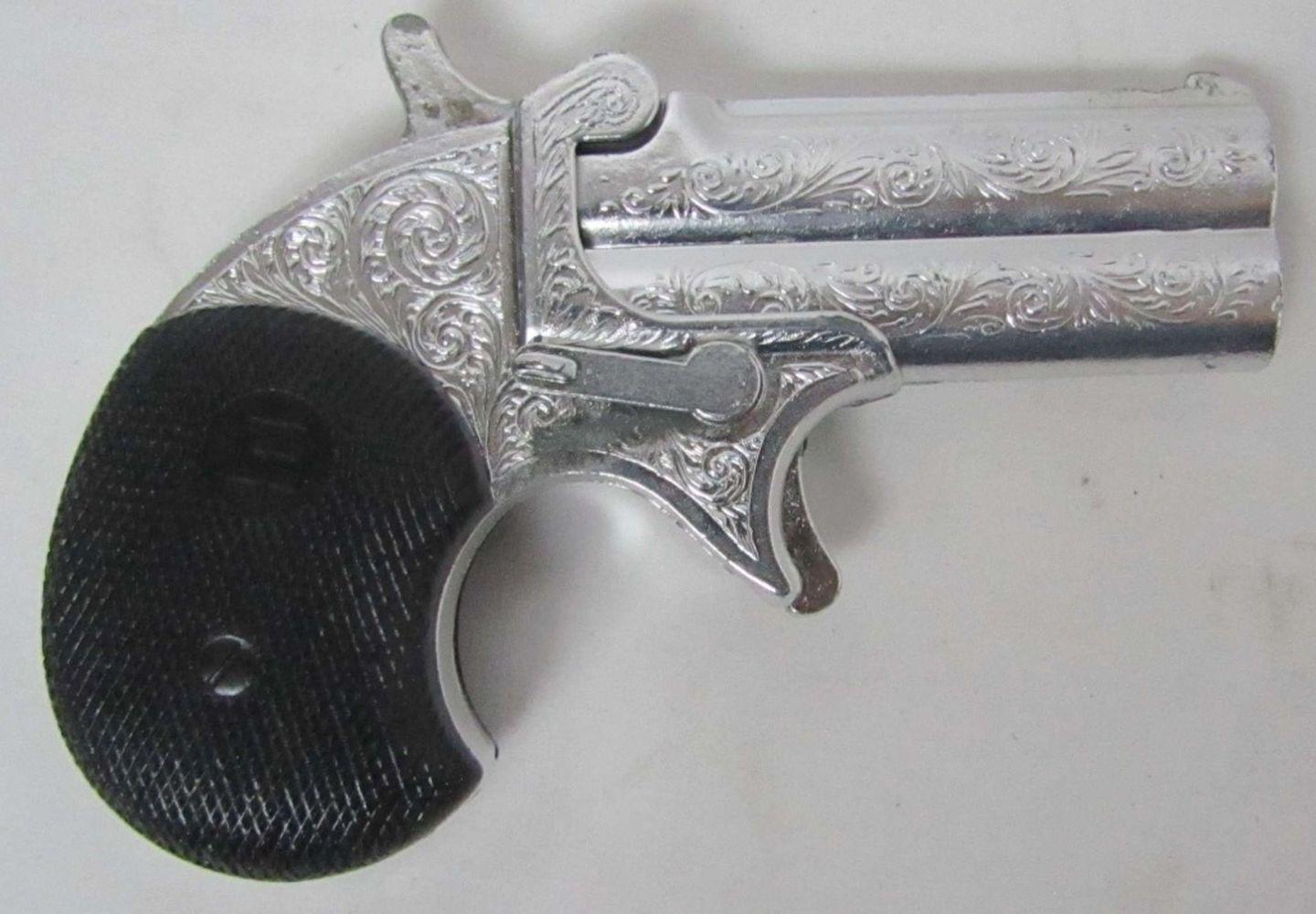 VINTAGE TOY MADE IN ITALY DERRINGER CAP GUN