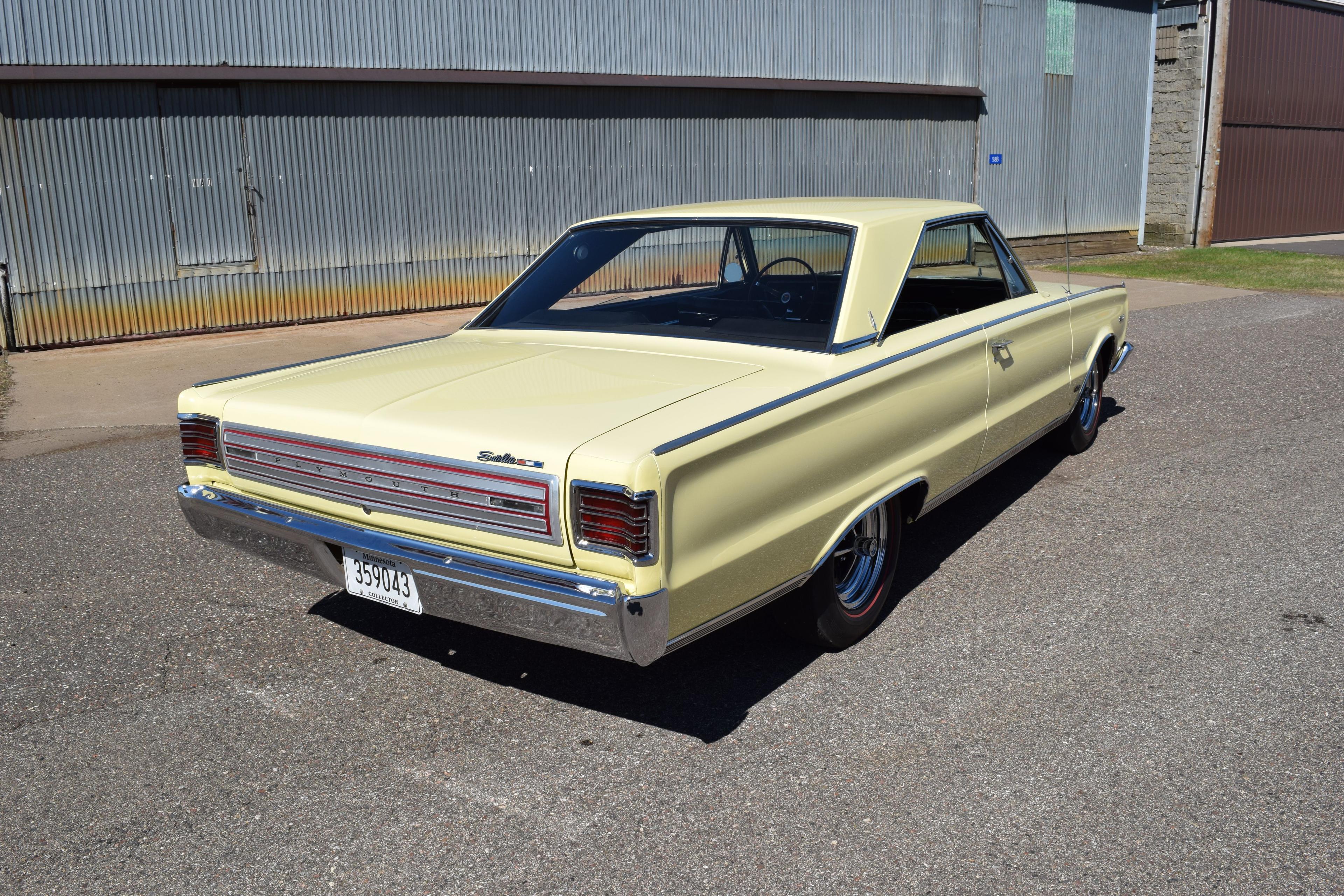 1966 Plymouth 426 Hemi Satellite