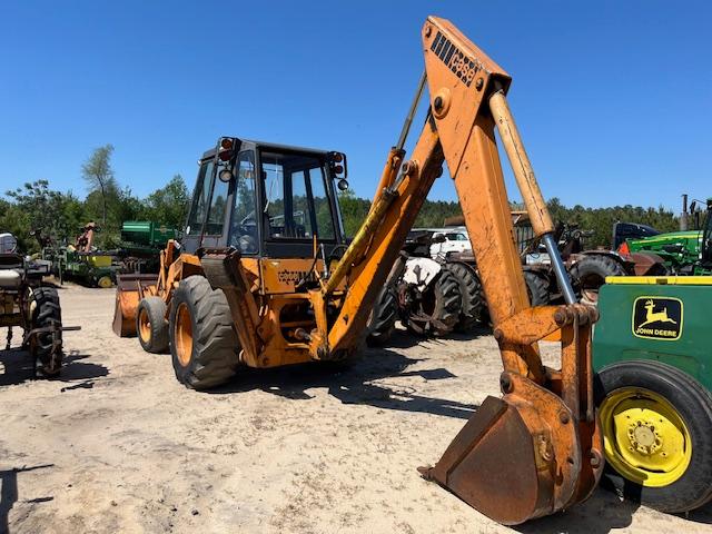 Case 580C Backhoe 2WD