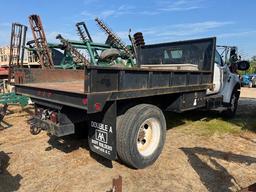 2003 Ford F750 Flatbed Truck