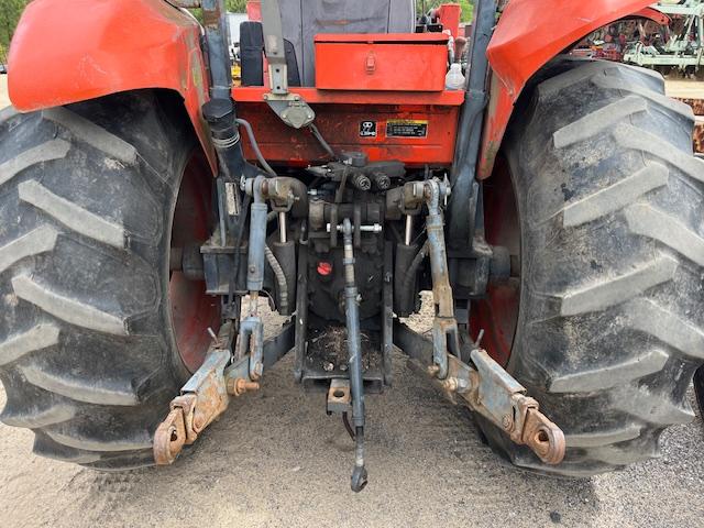 Kubota M7040 Tractor w/ Loader