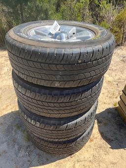 Set Of Toyota Tires & Rims R17