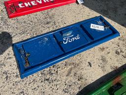 Ford Tailgate Decor
