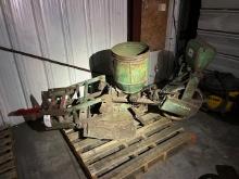 John Deere 1pt. 1 Row Planter