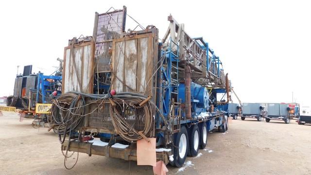 Located in YARD 1 - Midland, TX 1984 CRANE CARRIER CORSAIR 400 W/S RIG W/ NOV 52