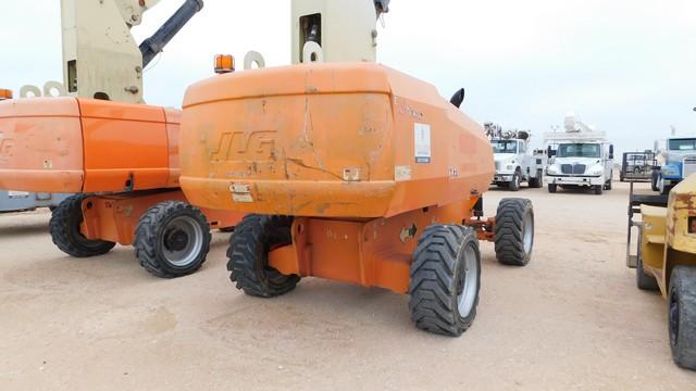 Located in YARD 1 - Midland, TX (6315) 2005 JLG 800S TELESCOPIC BOOM LIFT (MANLI