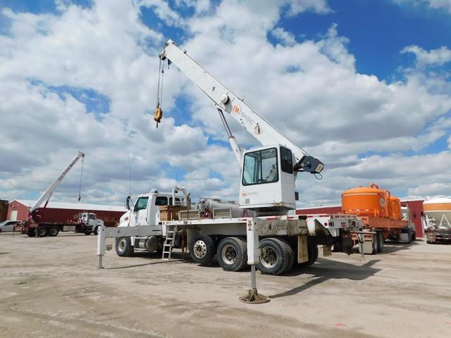 (FMB7409) 2005 STERLING TRI-AXLE DAYCAB 35 TON CRANE TRUCK, VIN- 2FZHAZCVXSAV084