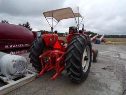 ALLIS CHALMERS D19 2X4 70 HP TRACTOR, P/B 6 CYL GAS ENGINE, 8 SPD TRANS., 3 PT C