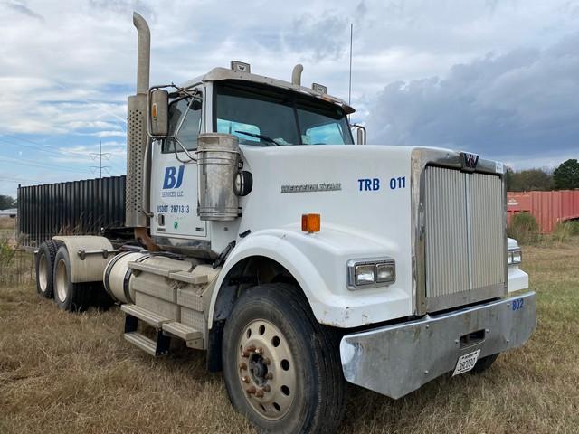 (TRB-011) 2014 WESTERN STAR W4900SF T/A TRUCK, VIN # 5KJJAEDR7EPFL3359, P/B DETR