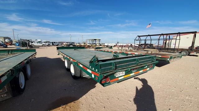 (X) 2011 TOP HAT 20' HEAVY DUTY FLATBED TRAILER, VIN: 4R7B0202XBT107255, 16K# AX