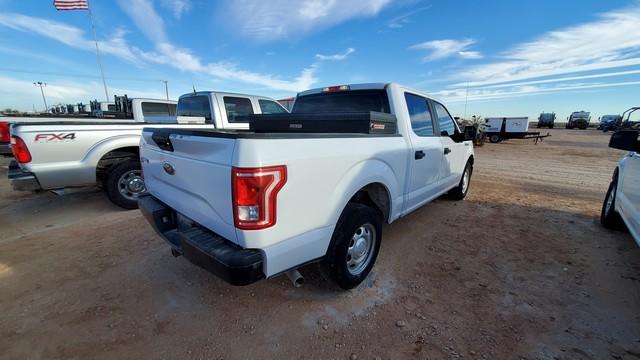 (X) 2017 FORD F150 XL CREW CAB 2X4 PICKUP, VIN: 1FTEW1CF2HKD70067, P/B: 5.0 V8,