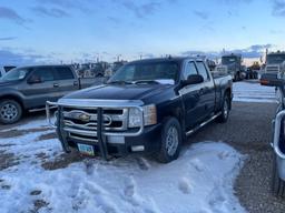 (X) 2010 CHEVROLET 1500 Z-71 4X4 EXT. CAB PICKUP, VIN: 1GCSKSE39AZ120880,