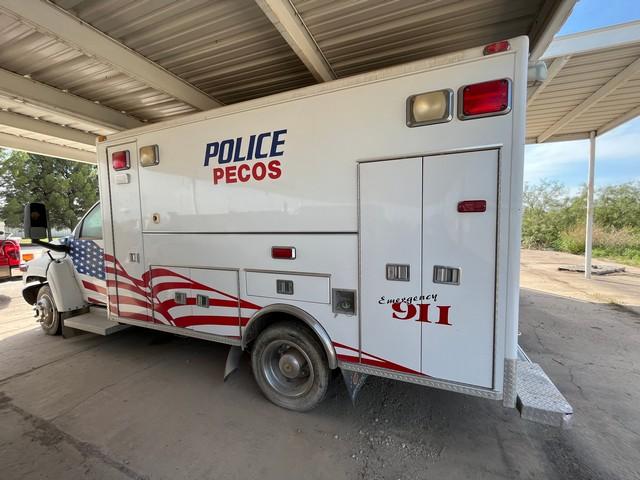 (X) 2012 CHEVROLET KODIAK AMBULANCE, VIN: 1GBE4V19X8F410905, P/B: DURAMAX DIESEL