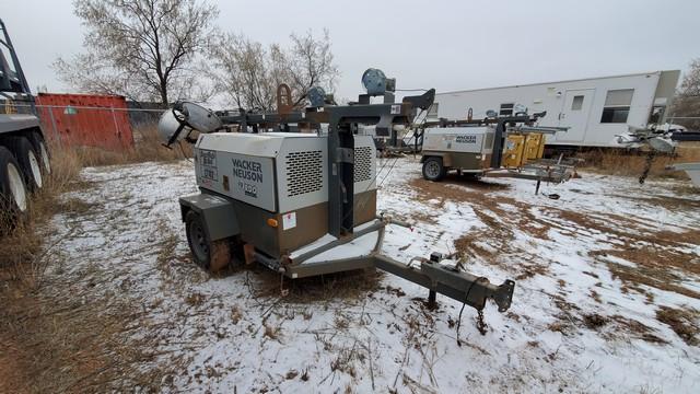 (X) WACKER NEUSON LT 20 S/A LIGHT TOWER / GENERATOR W/ MECCALTE 36 KVA ELECTRIC