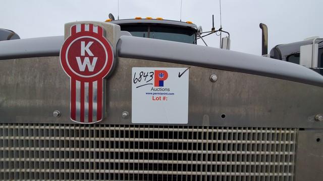 (X) 2012 KENWORTH T800 TANDEM AXLE DAYCAB HAUL TRUCK, VIN: 1XKDD40X9CJ297346, P/