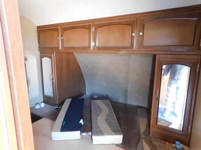 (X) 2015 COACHMAN FREEDOM EXPRESS 27' T/A BP TRAILER, VIN: 5ZT2FETB1FA018154, W/