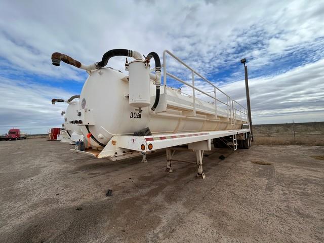 (X) 2011 DRAGON 130 BBL T/A VACUUM TRAILER, VIN: 1UNST4229BL081862, W/ KP, SIDE