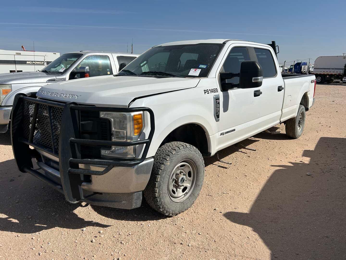 2017 FORD F-350 CREW CAB PICKUP TRUCK