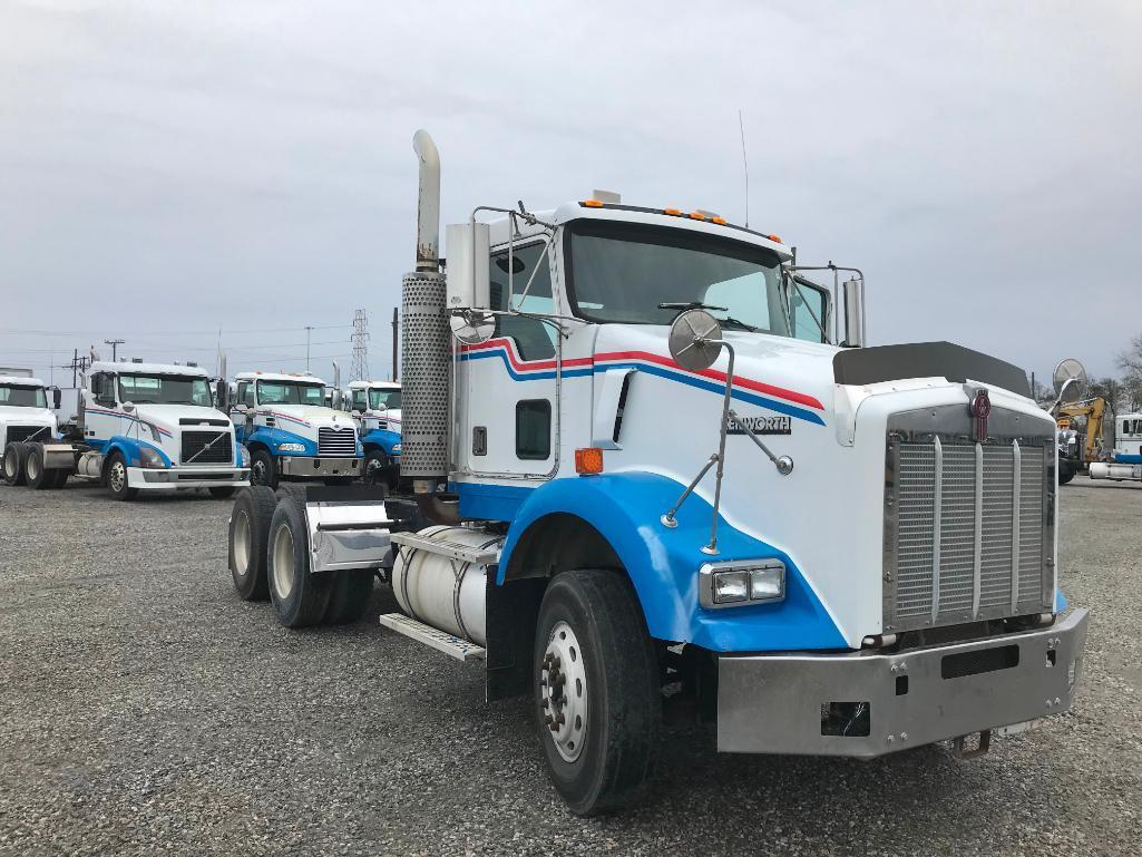 2002 Kenworth T800 Truck, VIN # 1XKDDU9XX2J891929