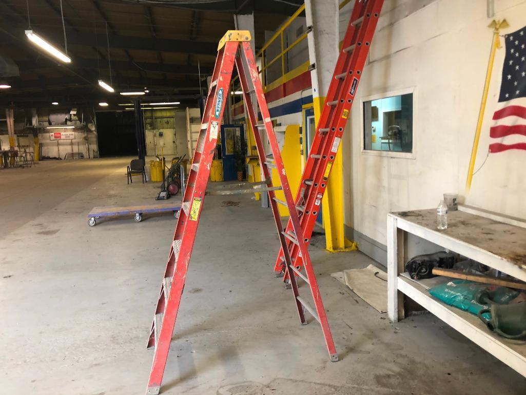 8" Werener electro-master Non Conductive Fiberglass Ladder