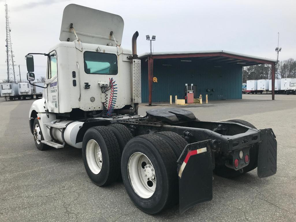 2005 Freightliner Columbia 120 Truck, VIN # 1fuja6ck25ln60330