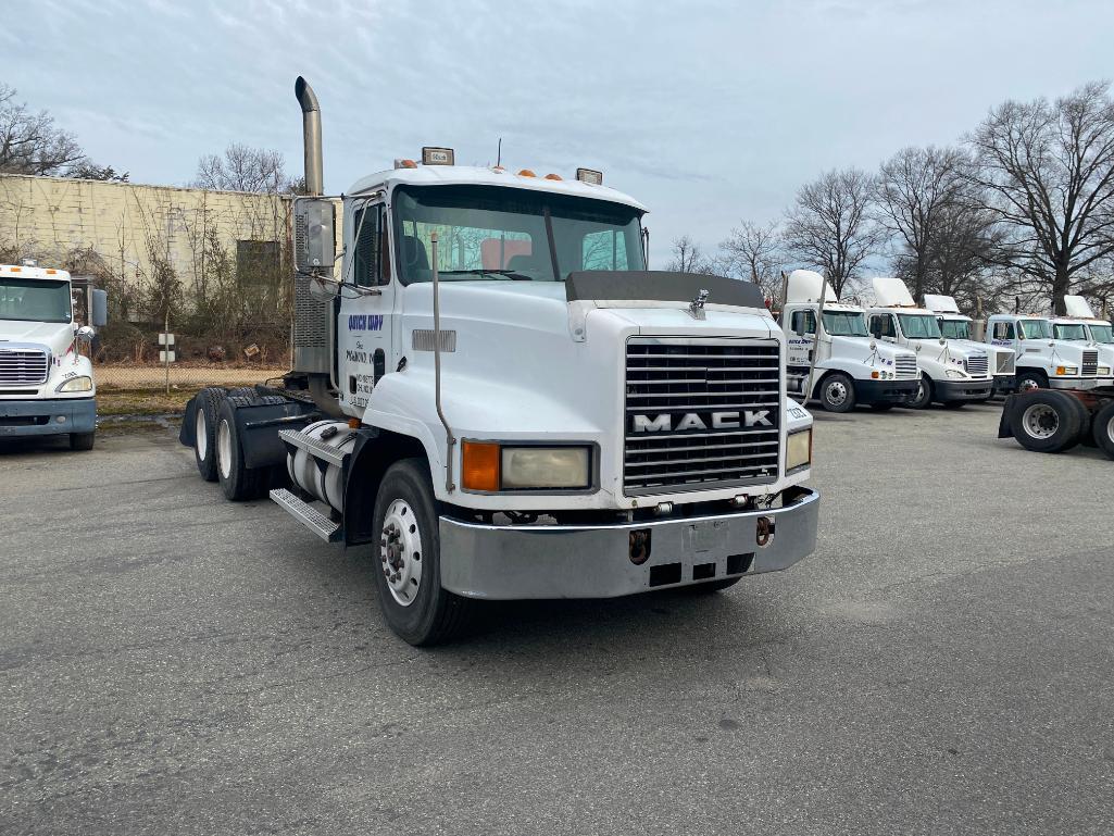 1996 Mack CH613 Truck, VIN # 1m1aa18y2tw054726