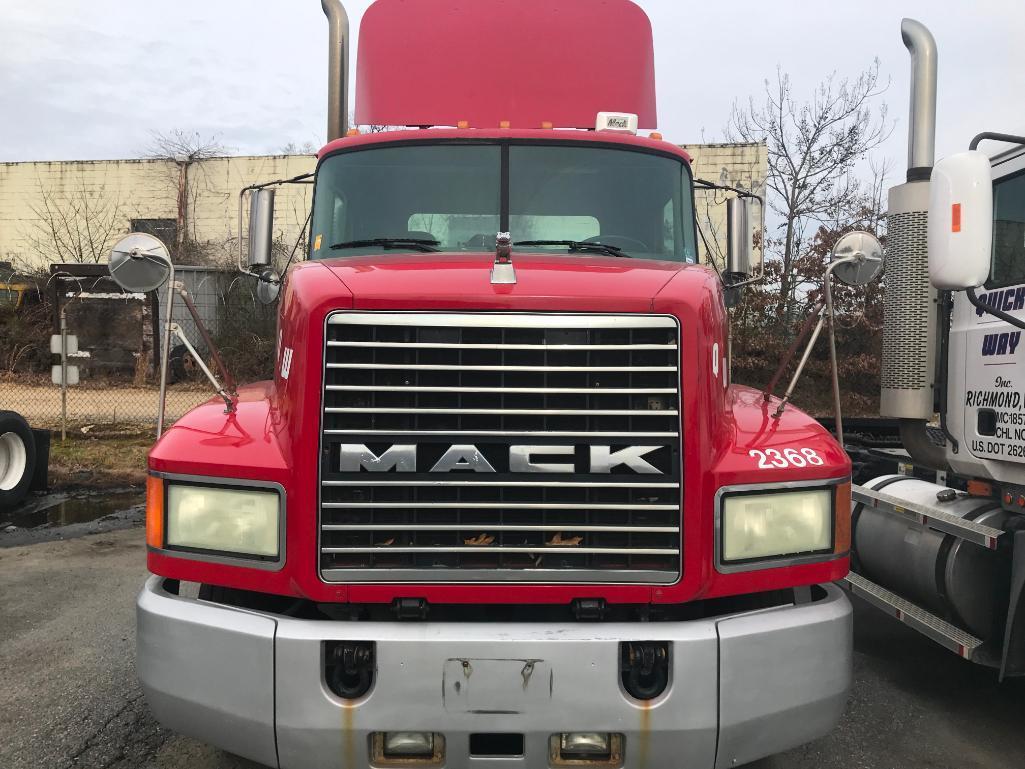 2002 Mack CH612 Truck, VIN # 1m1aa08xx2w025927