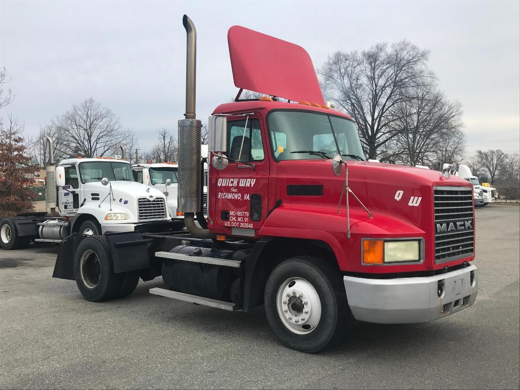 2002 Mack CH612 Truck, VIN # 1m1aa08xx2w025927