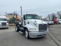 2004 Mack CX612 Vision Truck, VIN # 1M1AE01Y34N001517