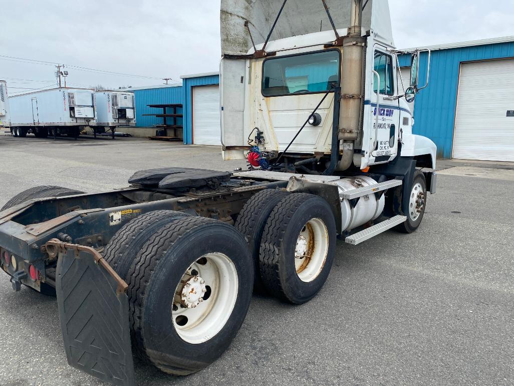 1998 Mack CH613 Truck, VIN # 1M1AA12Y8WW081331