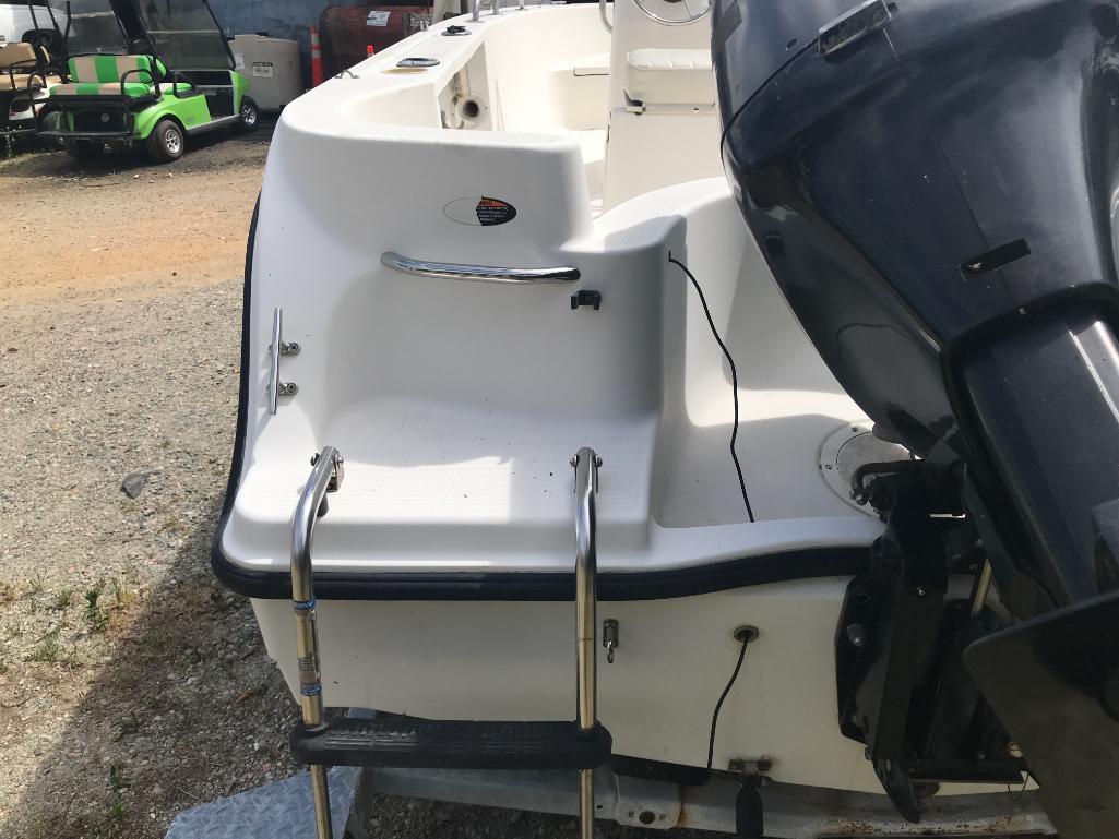 2003 Trophy Center Console Boat