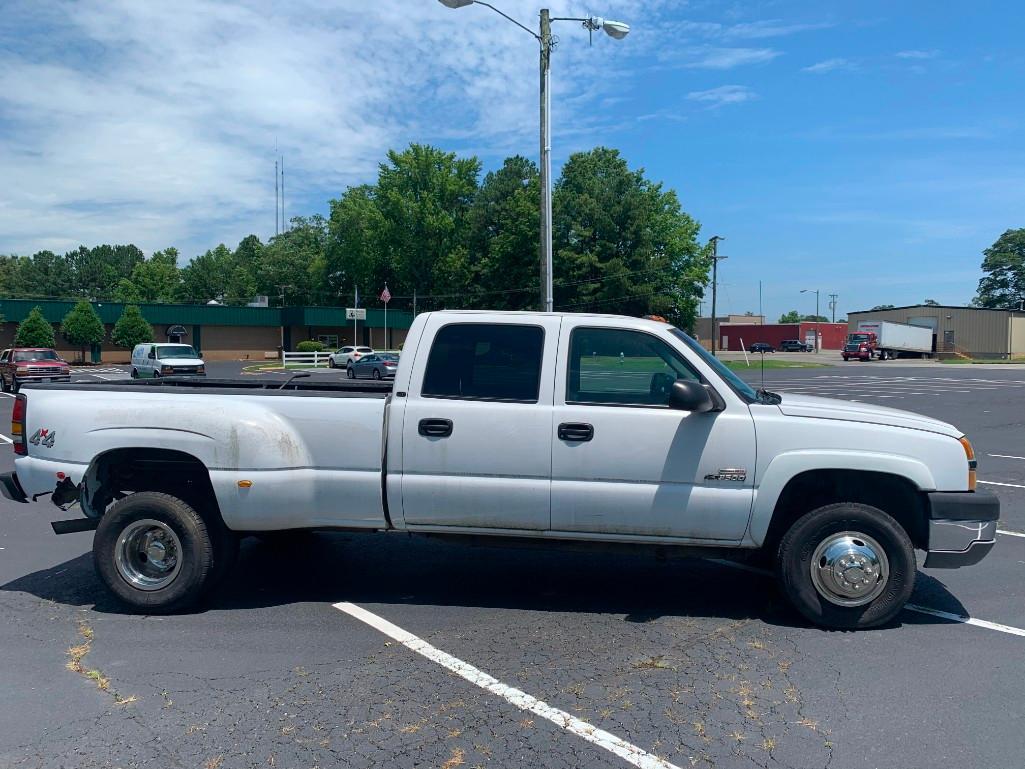 2003 Chevrolet Silverado Dually Rear Wheel Pickup Truck, VIN # 1GCJK33103F164323