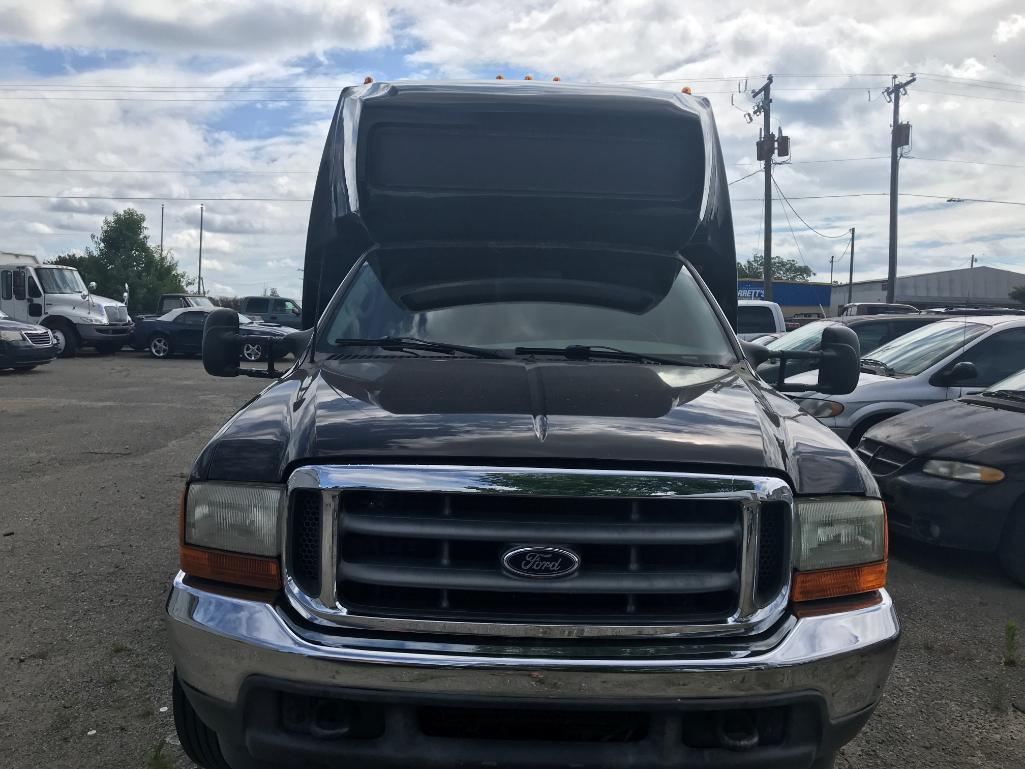 2001 Limousine Ford F-550 Truck, VIN # 1FDAF56F91ED44826