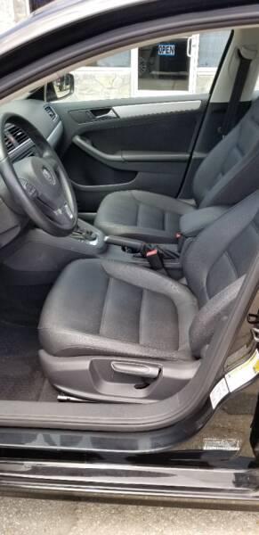 2012 Volkswagen Jetta Passenger Car, VIN # 3VWLX7AJ7CM361443