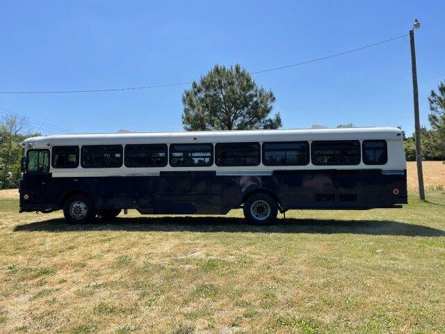 2002 Thomas Built Buses Saf-T-Liner MVP-EF Bus, VIN # 1T88U2B2X21117355