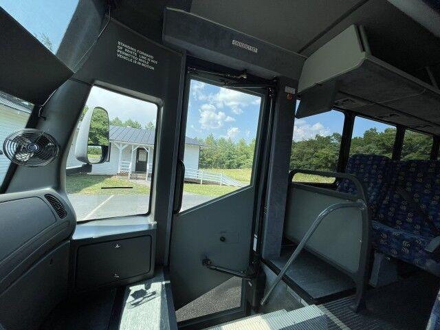 2011 Freightliner M1235 34 Passenger Coach Bus