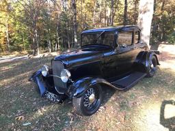 1932 Ford 5-Window Coupe