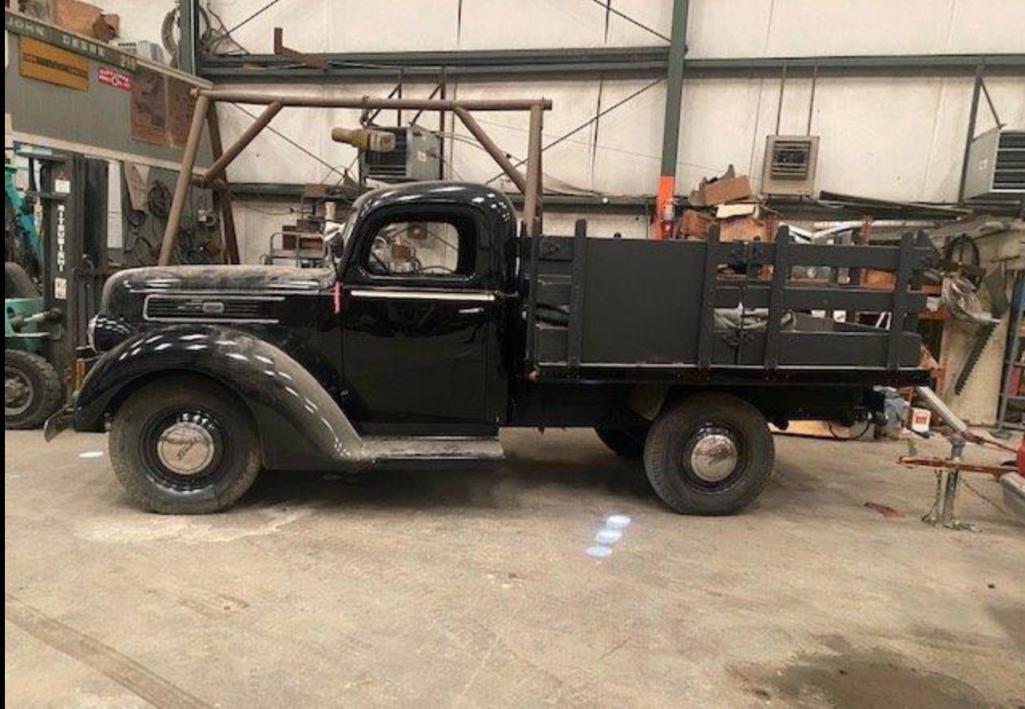 1941 FORD CLASSIC Flatbed Vin# BB186572181Y