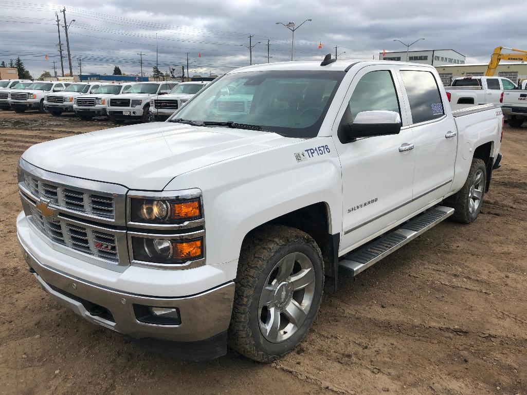 2015 Chevrolet Silverado 1500 LTZ Crew Cab Pickup Truck