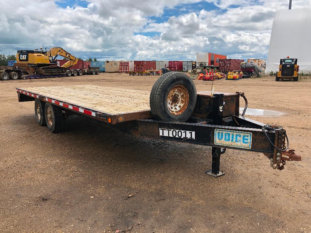 2002 20ft Trailtech T/A Flat Deck Trailer w/ Slide Out Ramps VIN: 2CU33AL9222012004