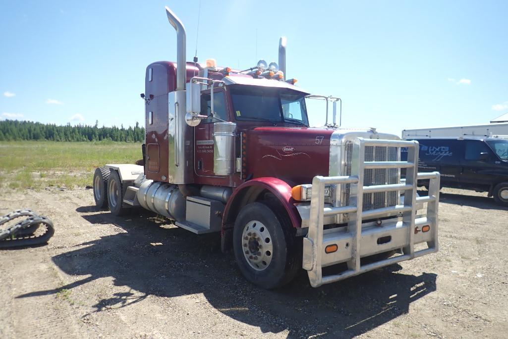 2006 Peterbilt 379 Tandem Axle Truck Tractor. VIN 1XP5DB9X56D877251.