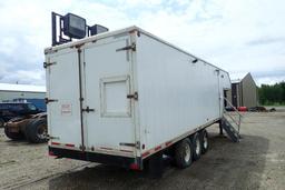 2000 Trailer Factory 24' Tridem Axle Steamer Trailer. VIN 2T9CG8P3XY1414145.