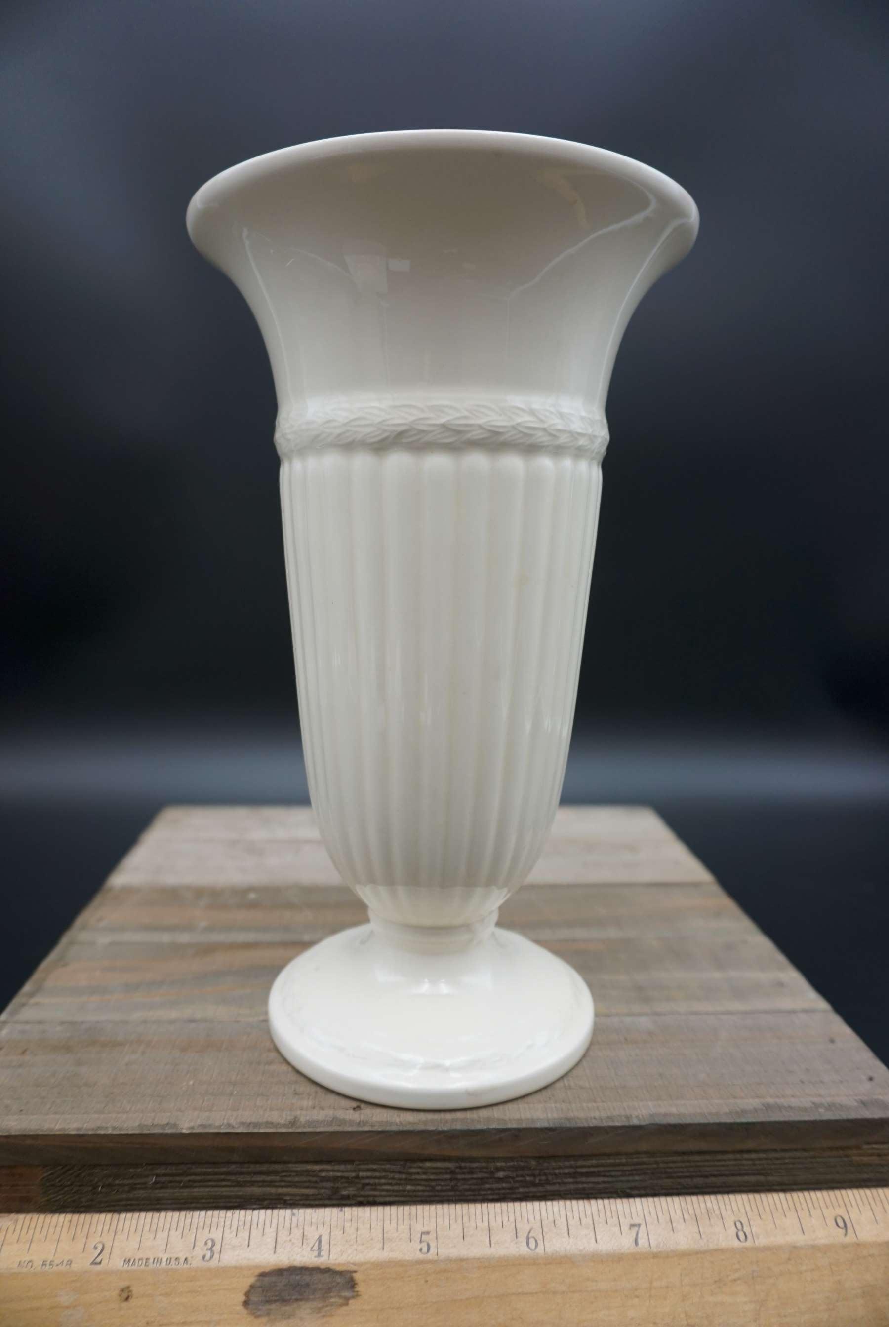 Set of 4 medium Wedgewood China vases, 9 inches