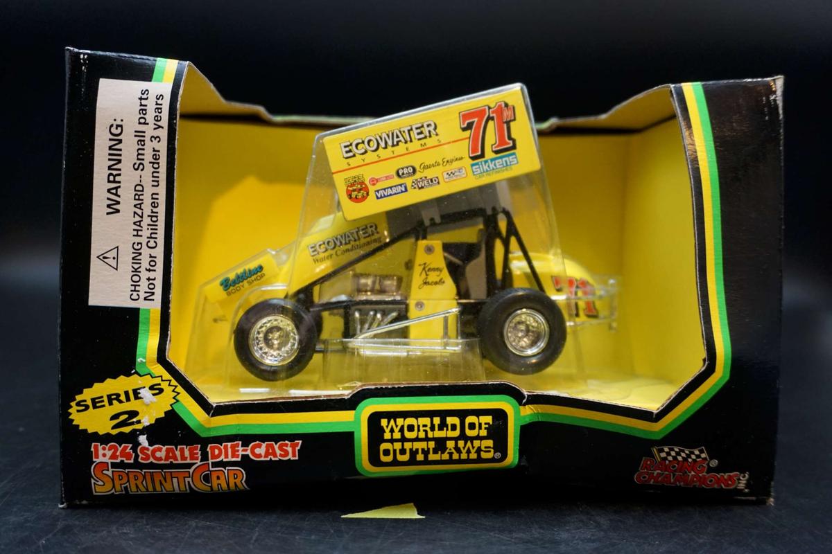 Racing Champions Inc. World of Outlaws 1:24 Die Cast Sprint Car