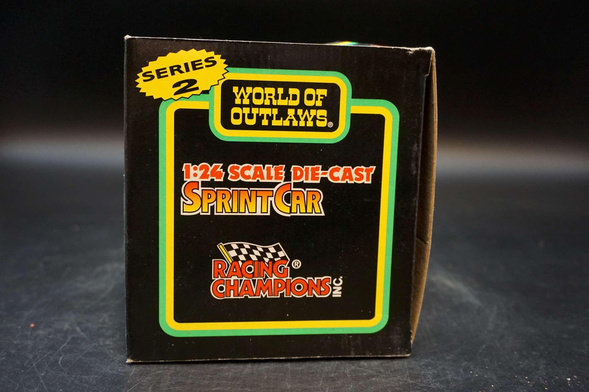 Racing Champions Inc. World of Outlaws 1:24 Die Cast Sprint Car